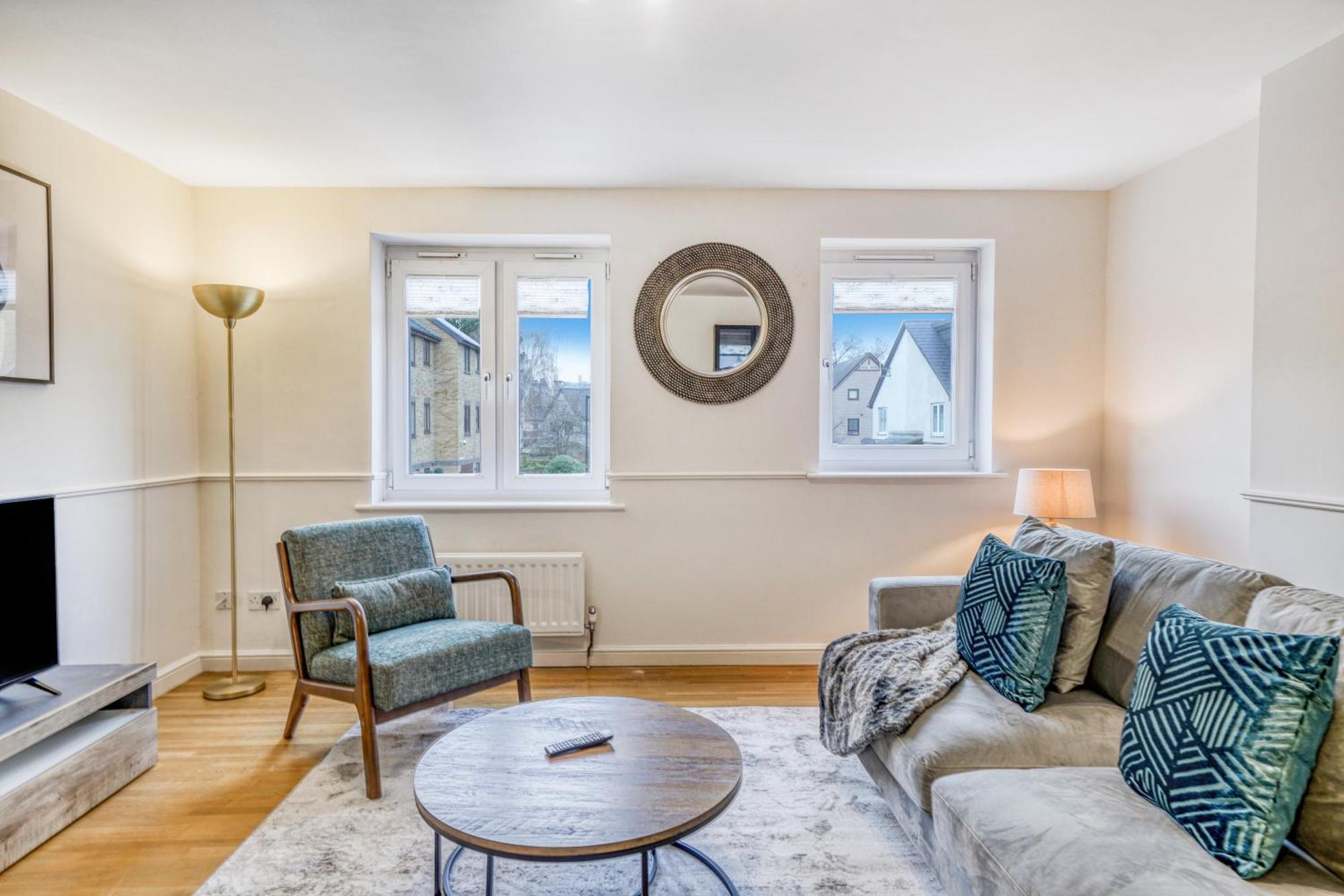 Executive 4 Bedroom Town House In Canada Water Free Wifi & Parking By City Stay Aparts Londres Exterior foto