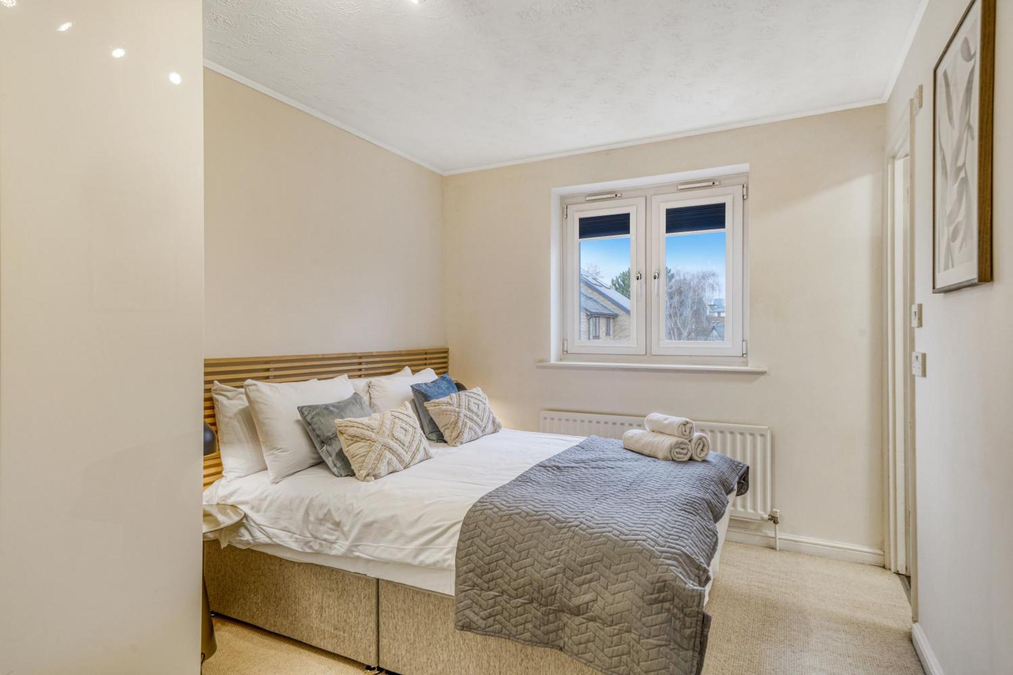Executive 4 Bedroom Town House In Canada Water Free Wifi & Parking By City Stay Aparts Londres Exterior foto